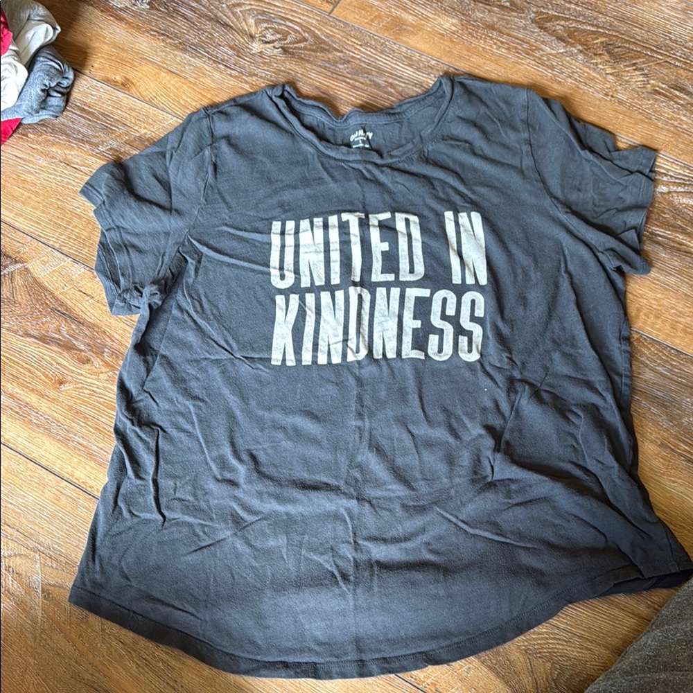 Old Navy Charcoal T-Shirt